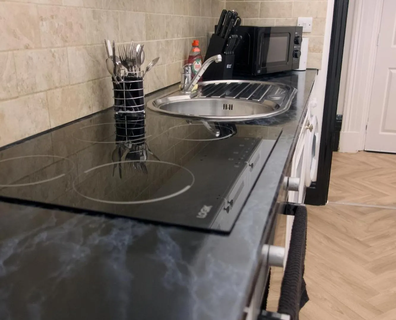 1 Bedroom Apartment - The Onyx Cheltenham