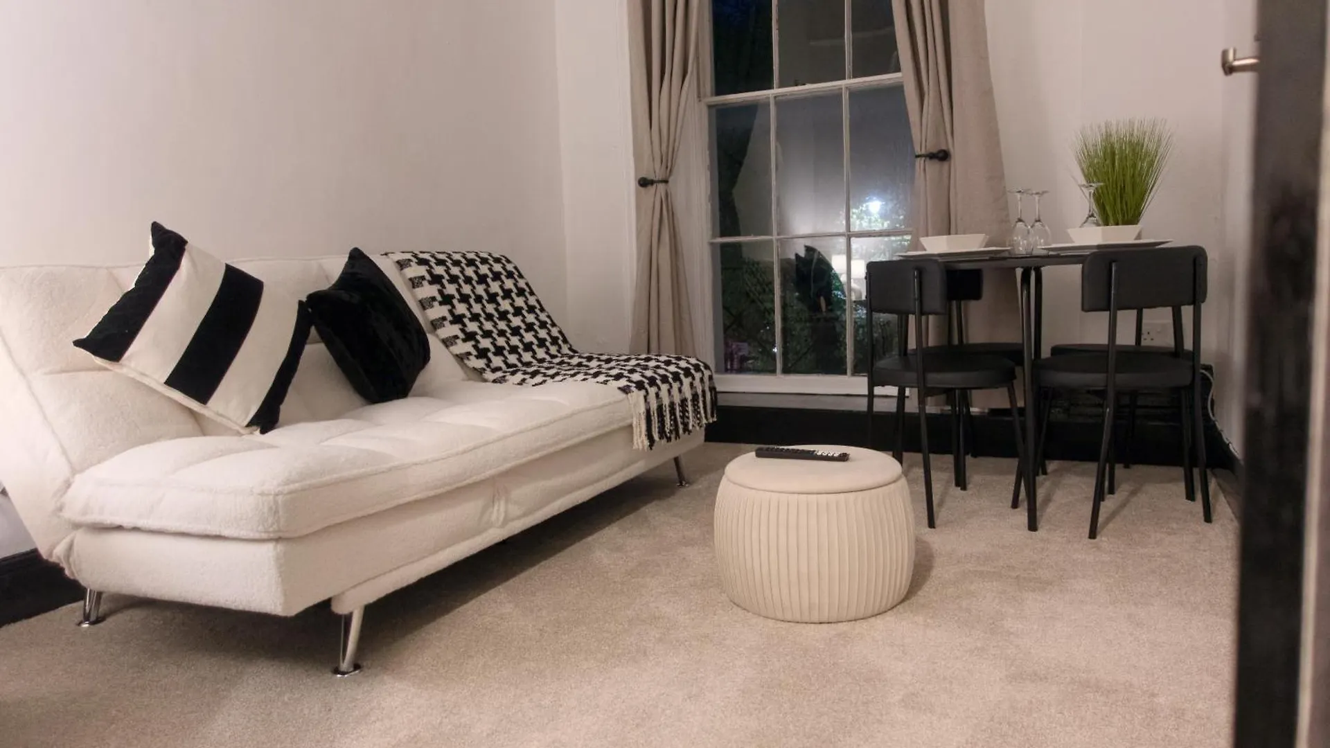 1 Bedroom Apartment - The Onyx Cheltenham United Kingdom